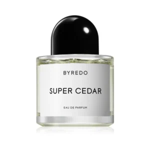 Byredo_Super_Cedar_2 Minimalistyczny flakon Byredo Super Cedar Eau de Parfum 100ml na jasnym tle.