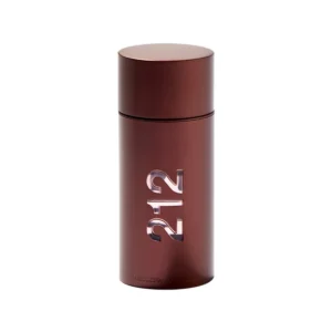 Elegancki, bordowy flakon Carolina Herrera 212 Sexy Men 100 ml na tle nocnych świateł metropolii.